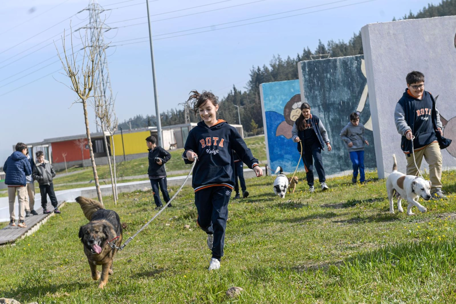 İzmir’den Anlamlı Çağrı: “Satın Alma, Sahiplen”