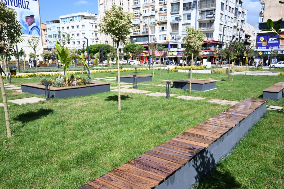 Mersin’de Yeni Meydan Projesi Tamamlandı