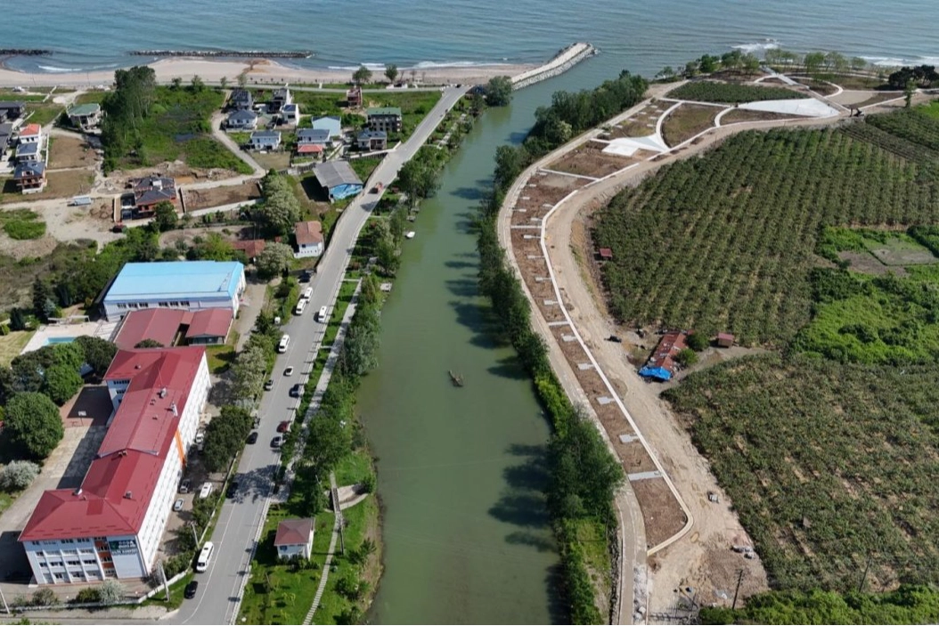 Gülyalı Turnasuyu Kordon Park’ta İkinci Etapta Sona Yaklaşılıyor
