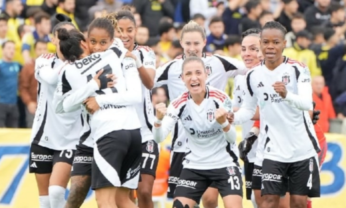 Fenerbahçe Petrol Ofisi'ne Dur Dedi! Beşiktaş United Payment, Rakibini 2-0'la Geçti!