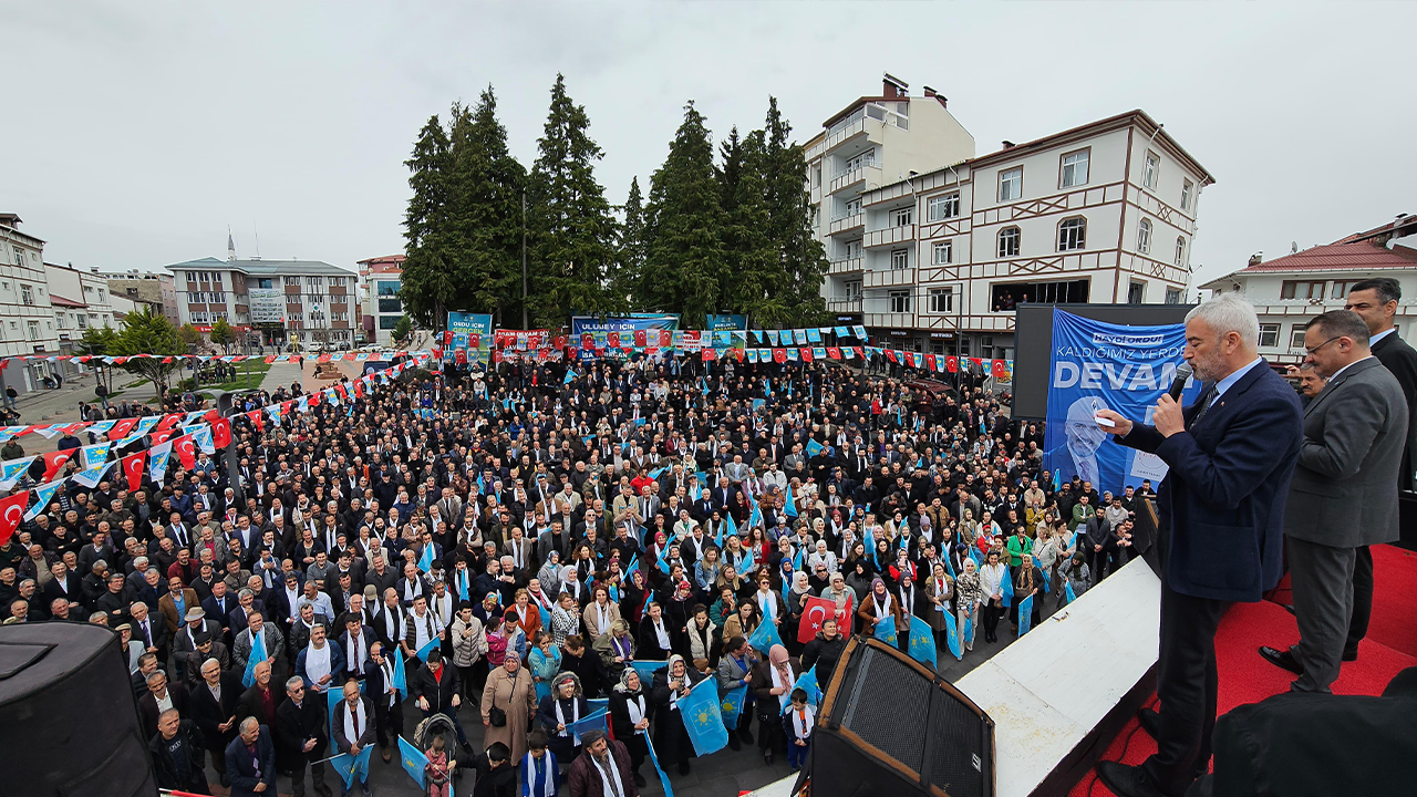 Enver Yılmaz Meydanlara Sığmadı