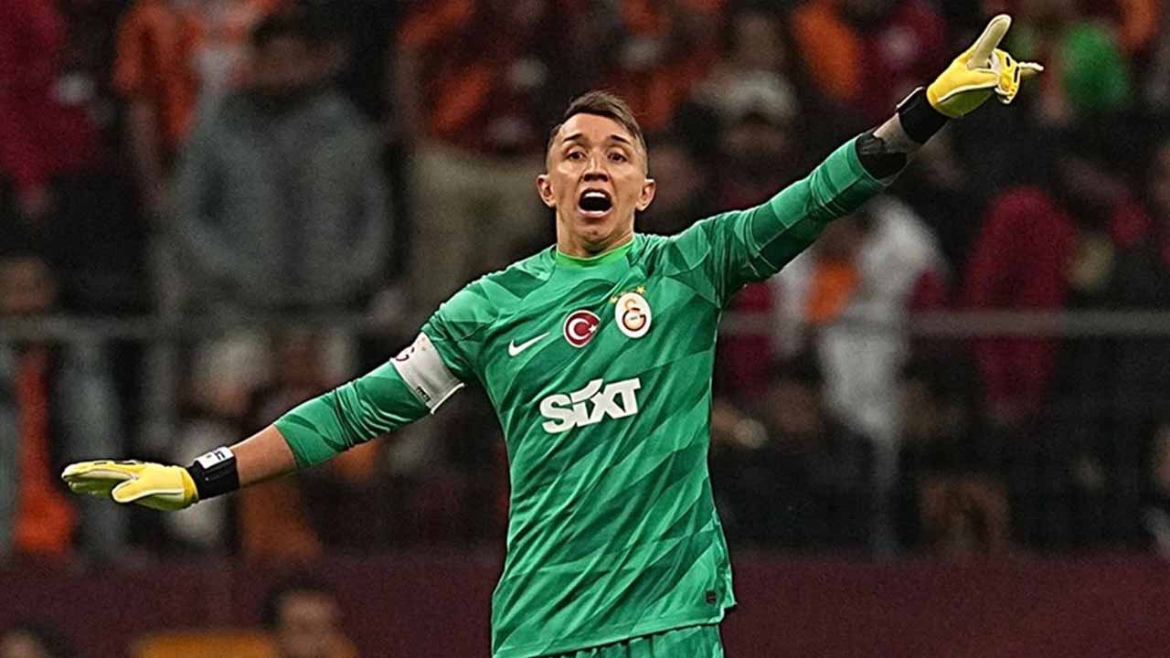 Muslera'nın Kız Kardeşi Var Mı? Mursela Ailesi Hakkında Merak Edilenler