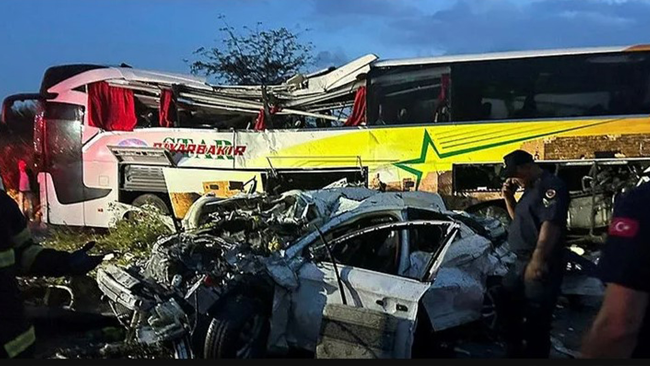 Tarsus'ta Zincirleme Kaza 11 Ölü 30 Yaralı