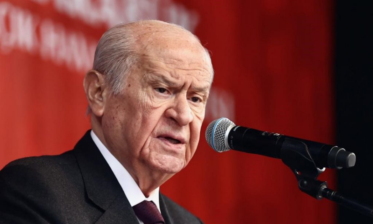 Bahçeli Gazeteciye Sert Çıkıştı: 